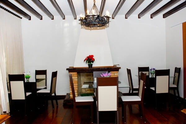 imgi_20_sala_de_tv_unidade1_casa_de_repouso_em_campinas_reviva_seniors_6