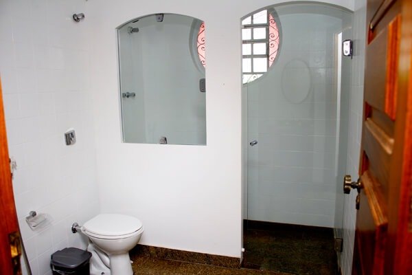 imgi_29_banheiros_unidade1_casa_de_repouso_em_campinas_2