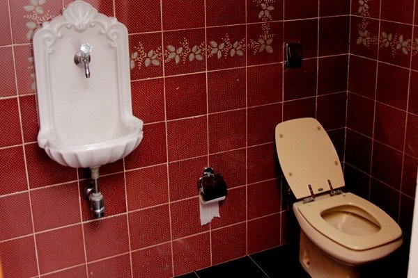 imgi_31_banheiro_unidade2_casa_de_repouso_em_campinas_2-2